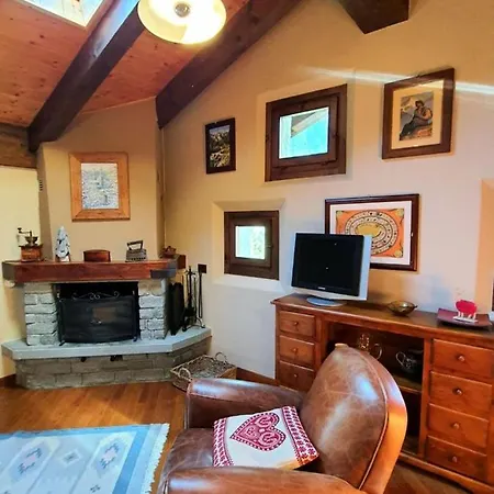 Maison Des Alpes #bluchalet La Thuile